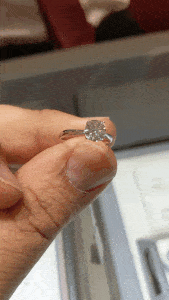 1.00ct round diamond at SK 