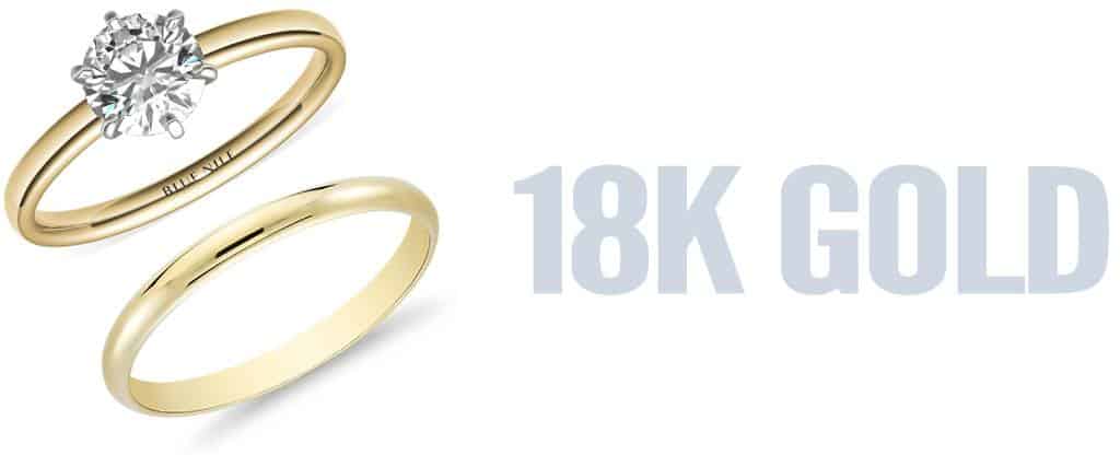 Diamond engagement ring and wedding band set in 18K gold