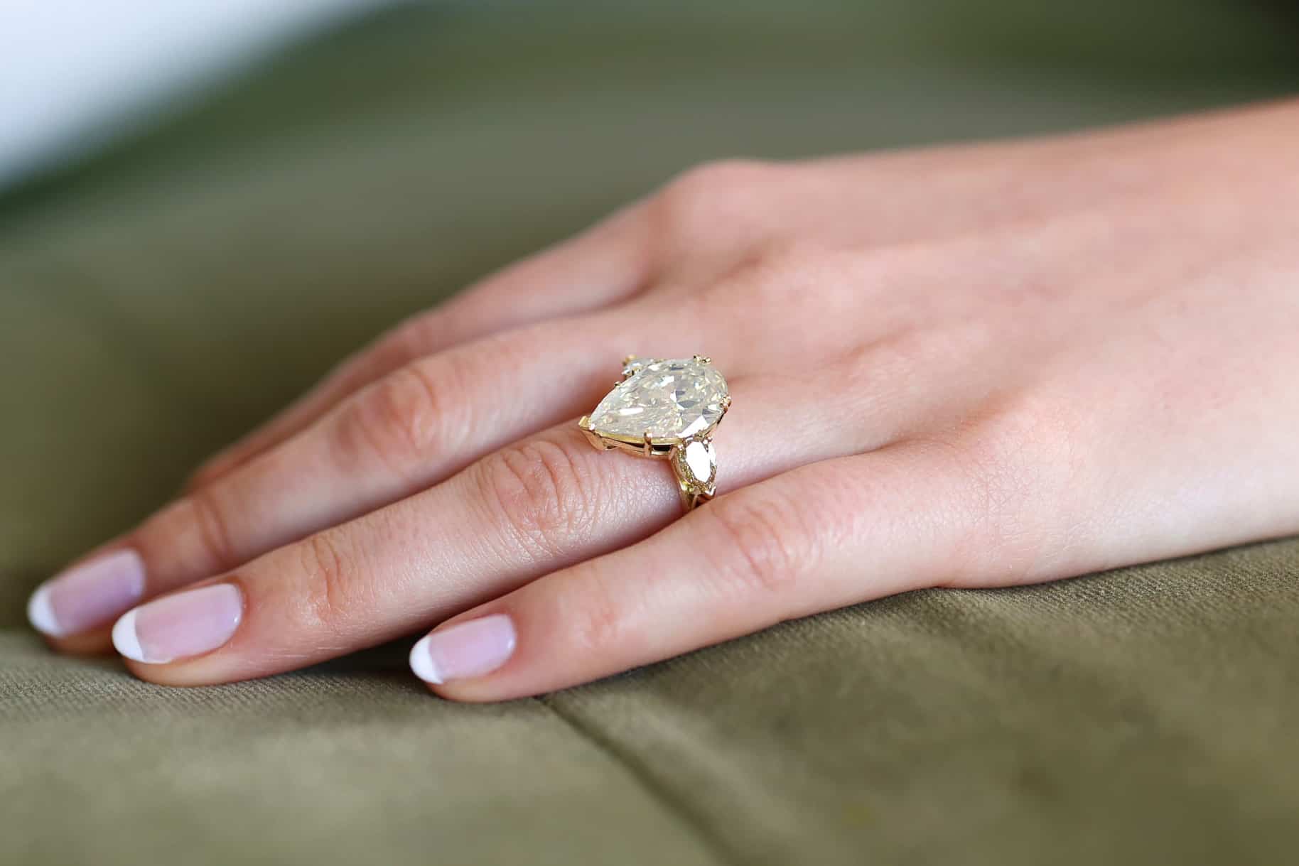 Pear Shape Diamond Ring