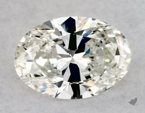 Bowtie Oval cut diamond