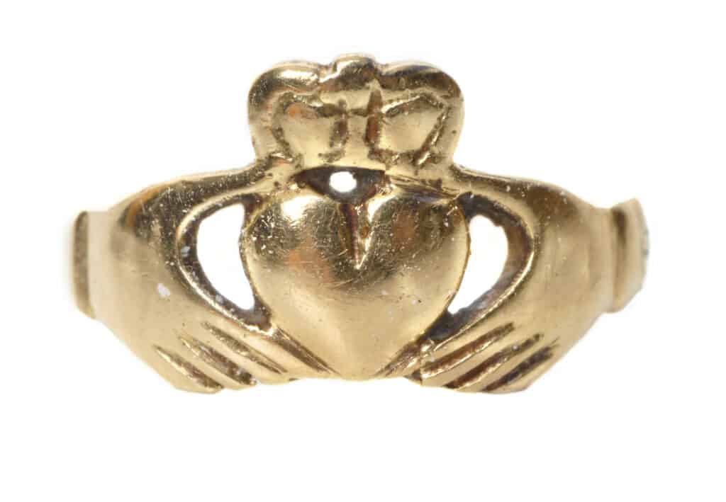 A claddagh rign or fede ring from Ancient Rome
