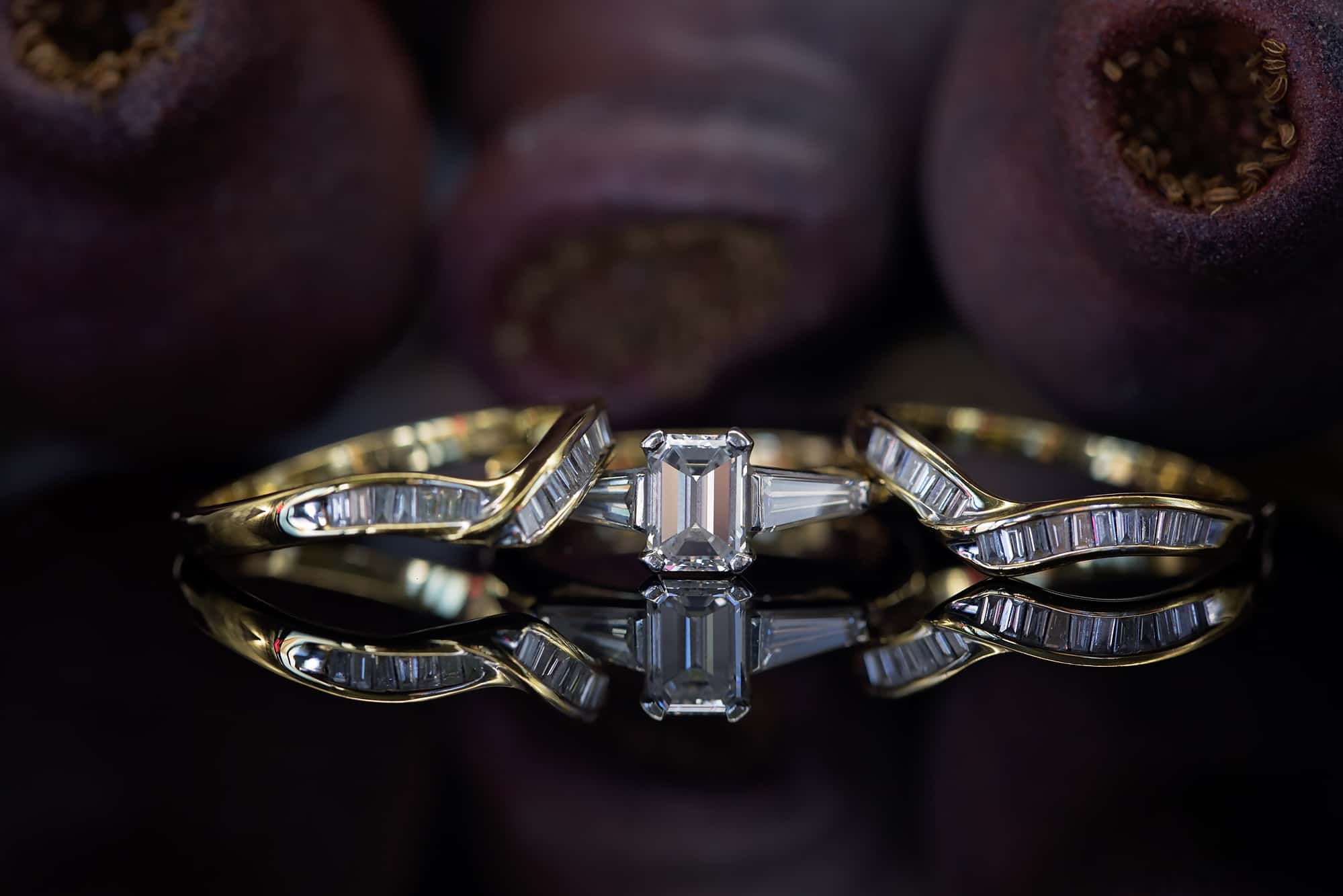 Emerald cut diamodn with baguette setting
