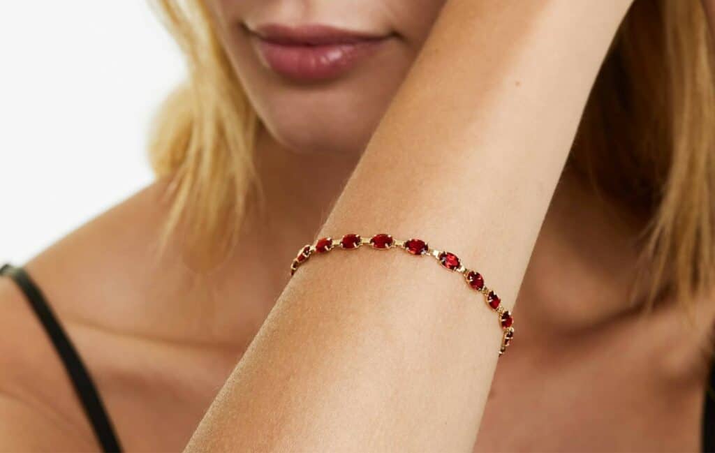 Garnet Line Bracelet