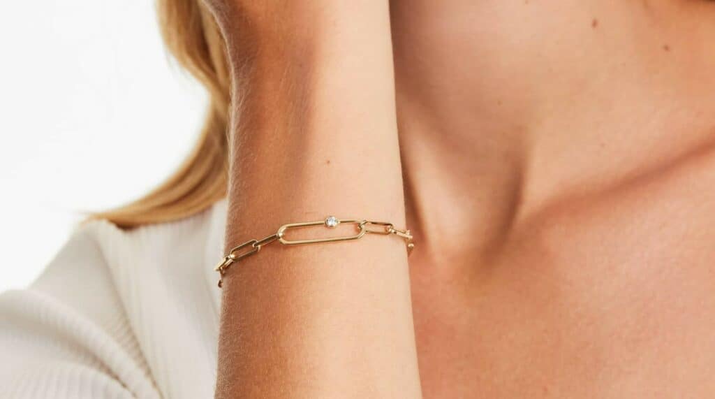 Oval Link Paper Clip Bracelet