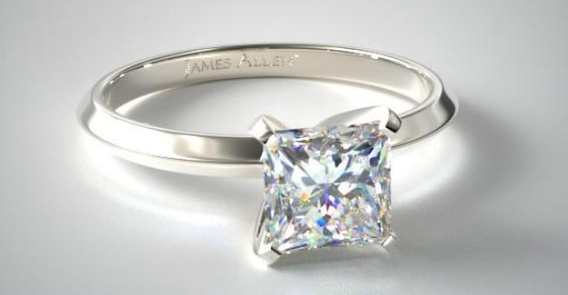 Solitaire Princess cut diamond ring