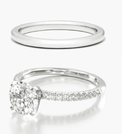 Pavé engagement ring with a solitaire wedding band
